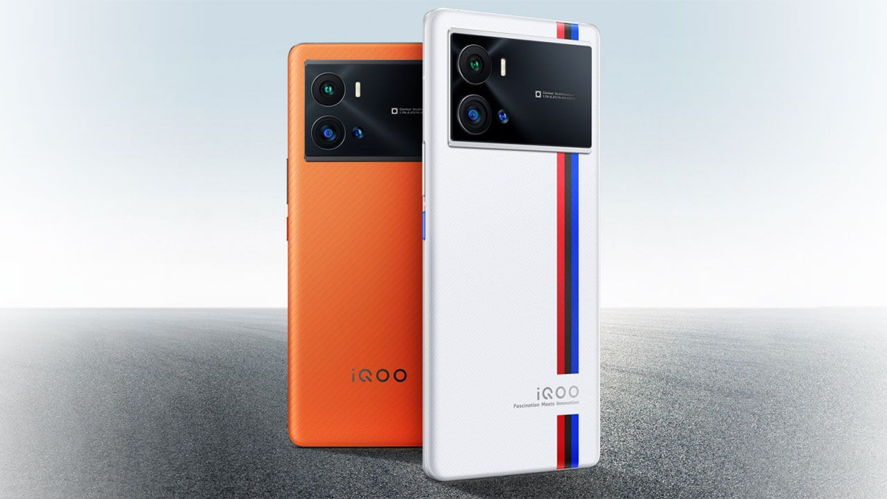 iQOO 9T, 5G Desteği ve 50 MP Ana Kamera İle Piyasaya Çıkıyor