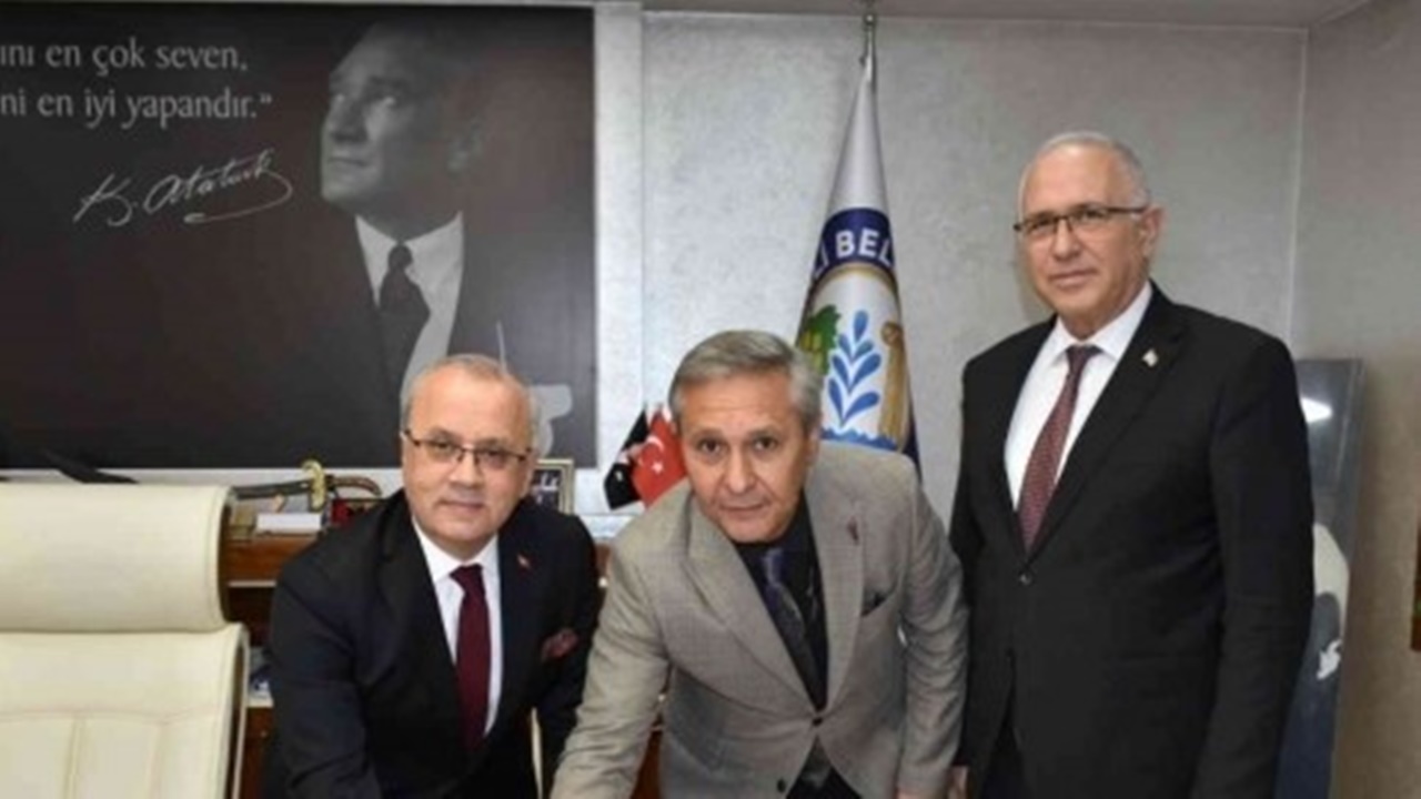 Salihli öğrencilere Milli Eğitim ve Belediyeden müjde